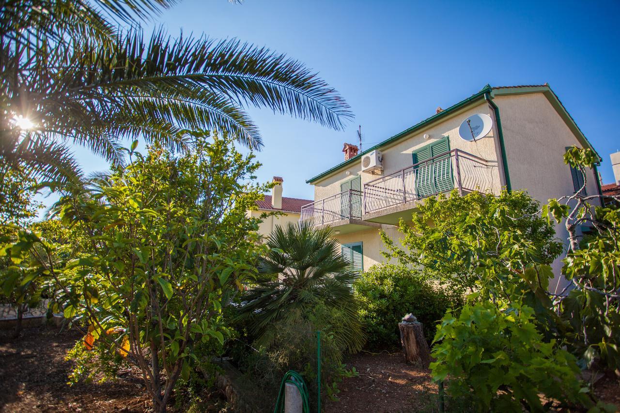 Villa Vosilla Apartments Cres Εξωτερικό φωτογραφία